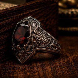 Кольцо для защиты с гранатом Кольцо для защиты с гранатом
